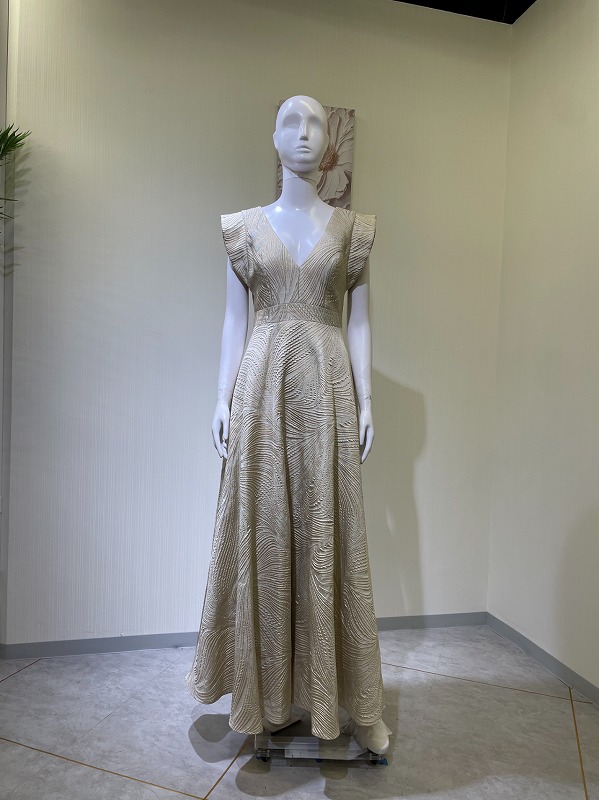 【レンタルドレス 4582】金糸シンプルジャガードハイウエストフリルスリーブVネックAラインロングドレス ベージュ